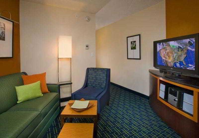 Fairfield Inn And Suites By Marriott Oklahoma City Airport Екстериор снимка