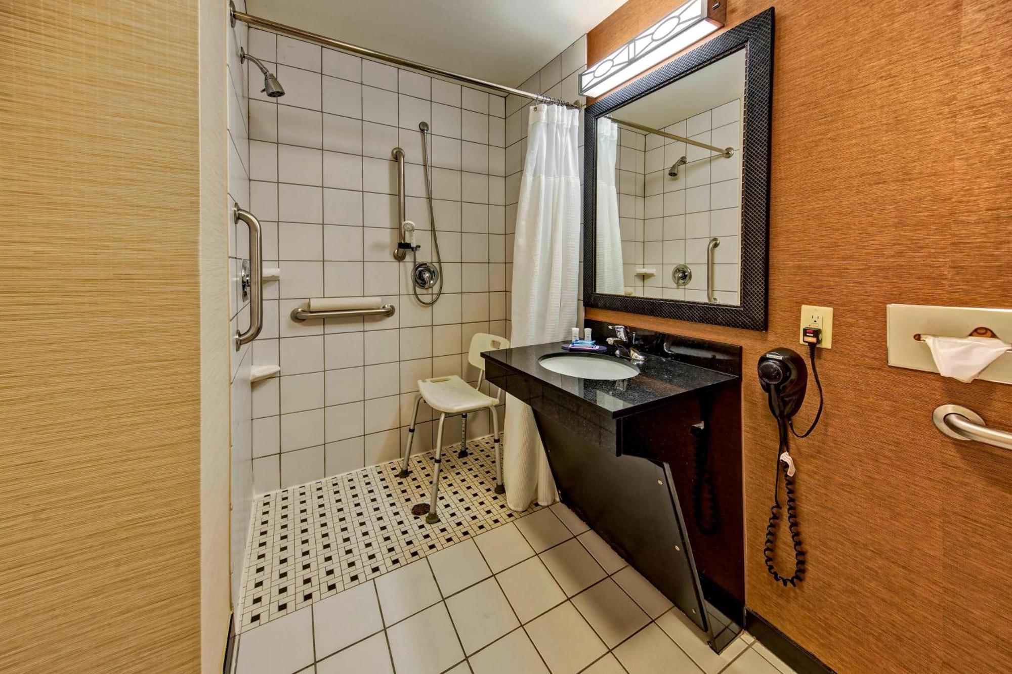 Fairfield Inn And Suites By Marriott Oklahoma City Airport Екстериор снимка
