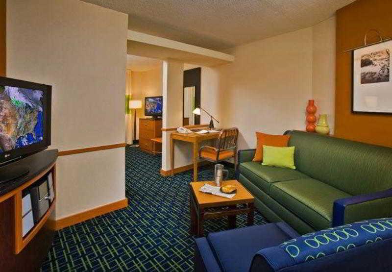 Fairfield Inn And Suites By Marriott Oklahoma City Airport Стая снимка